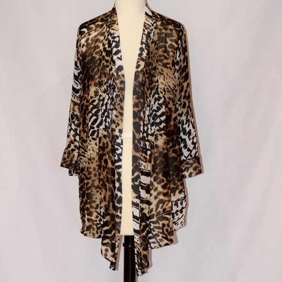 Susan Graver Sweaters - Susan Graver Animal Print shrug/cardigan